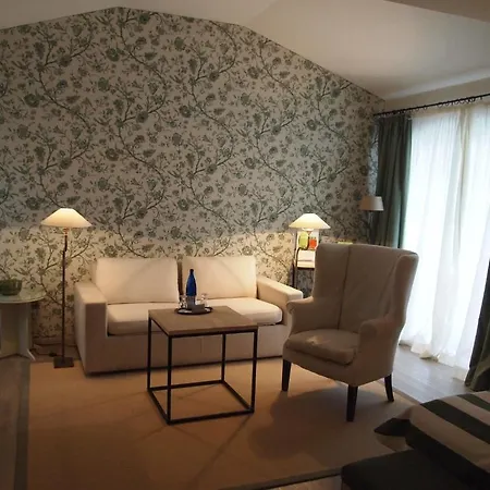 Отель Romantik Jagdhaus Waldfrieden